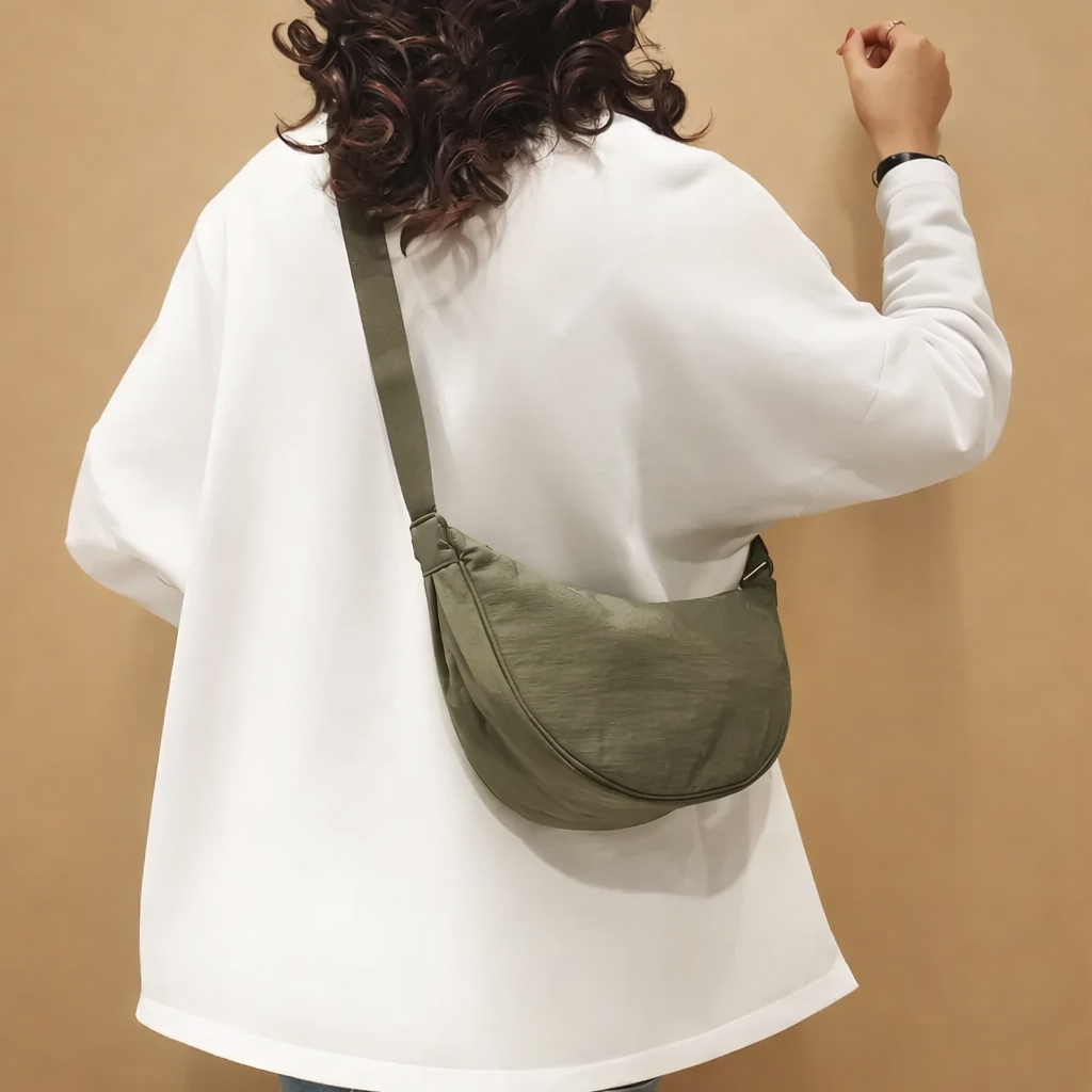 Marcella Downing | Red Crescent Shoulder Bag For Women
