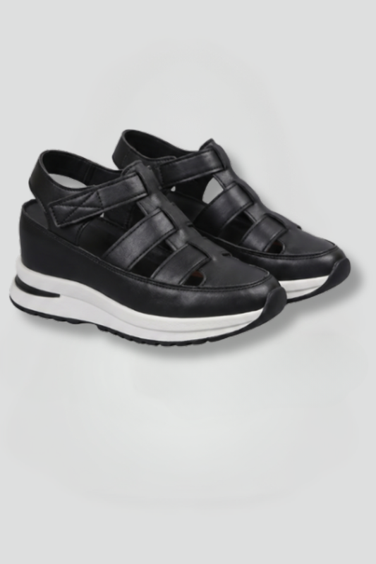 Rosie Hawthorne | Black Closed Toe Sport Sandals For Women